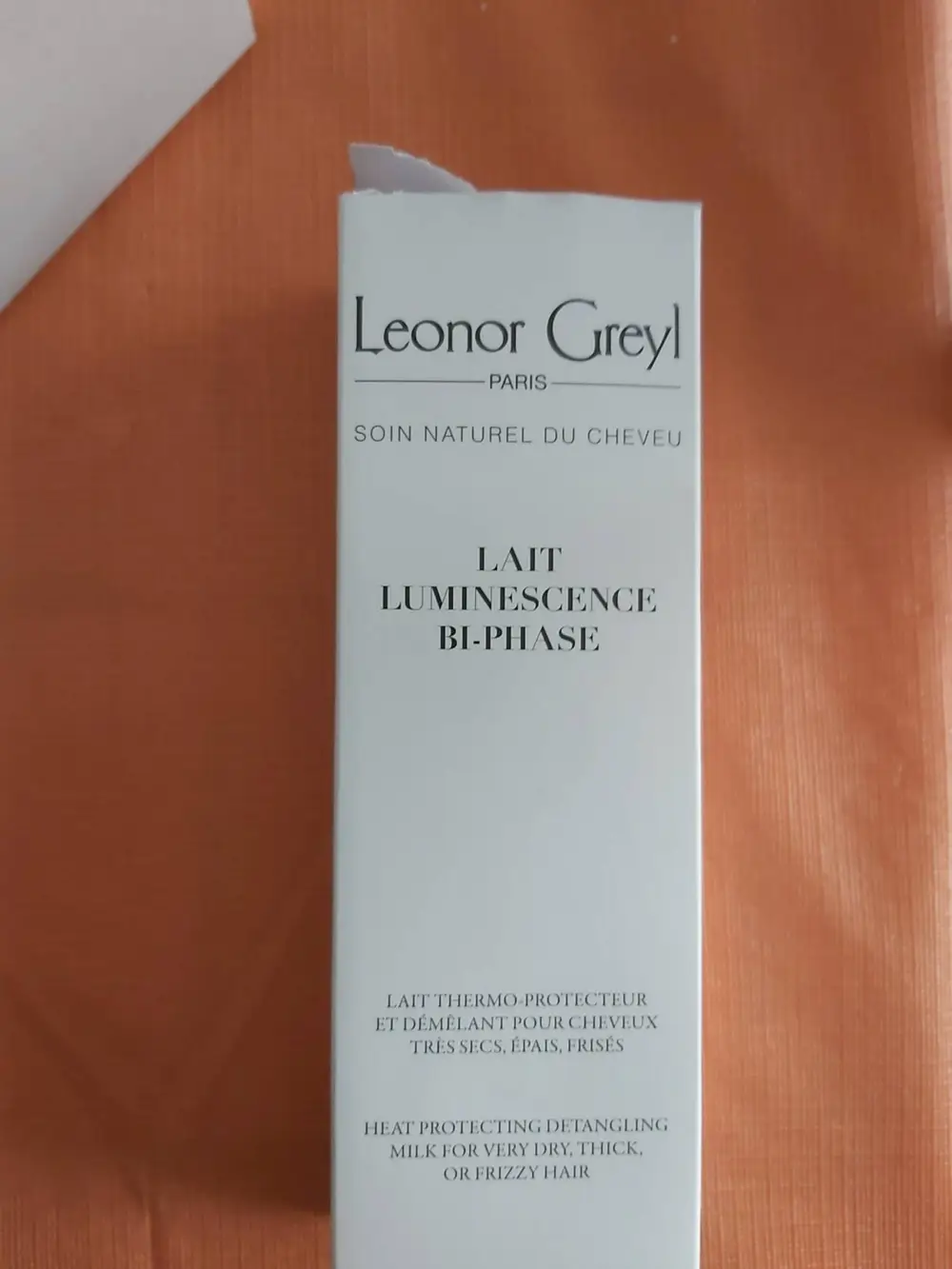 LEONOR GREYL - Lait luminescence bi-phase