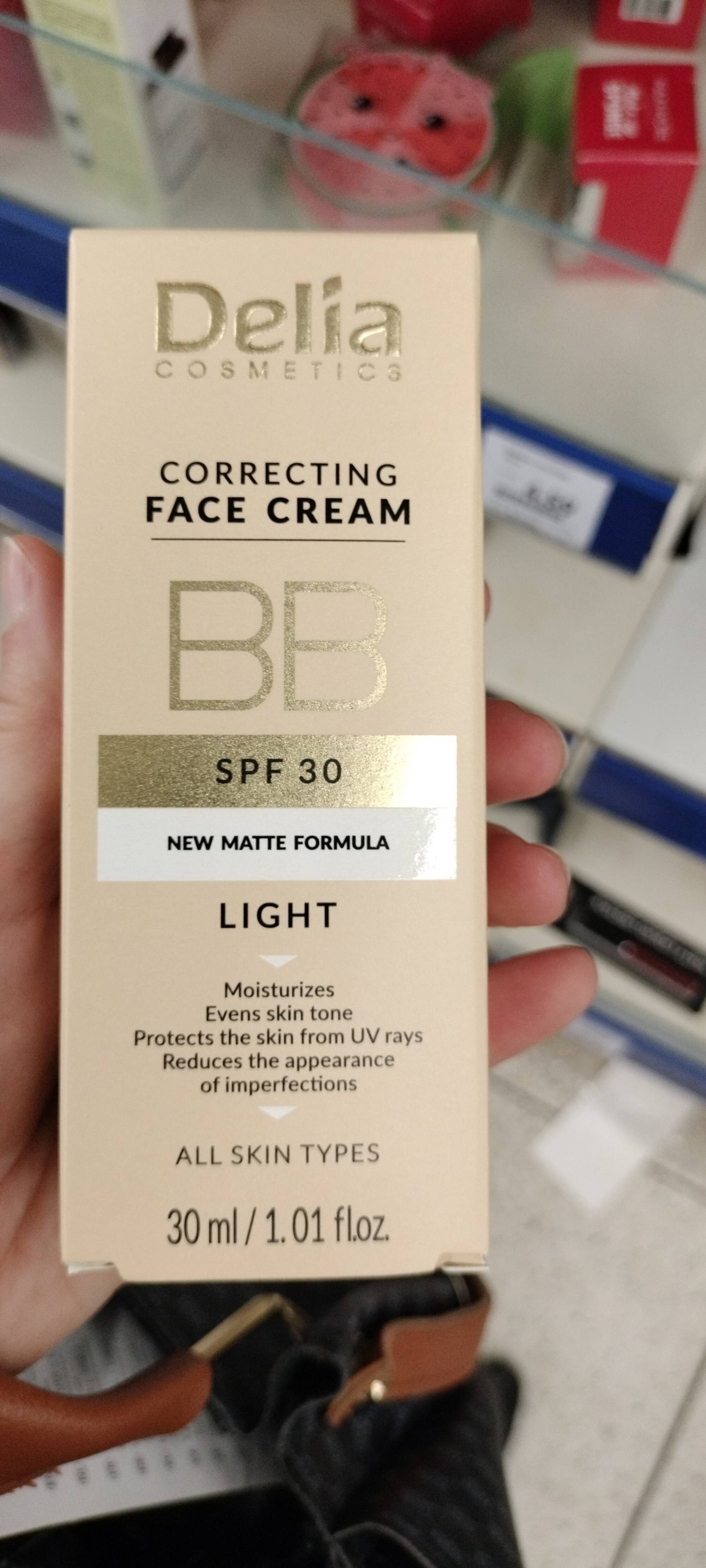DELIA COSMETICS - Correcting face cream BB SPF 30 light