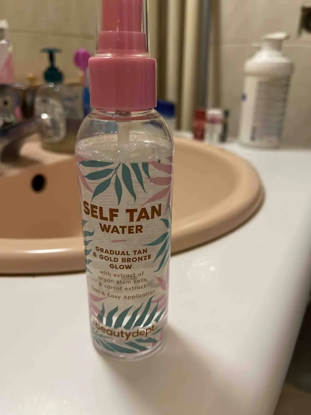 THE BEAUTY DEPT - Self tan water 