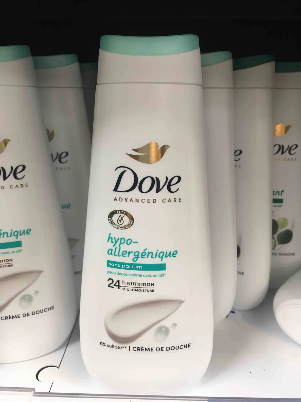 DOVE - Hypo-allergénique - Crème de douche 24h