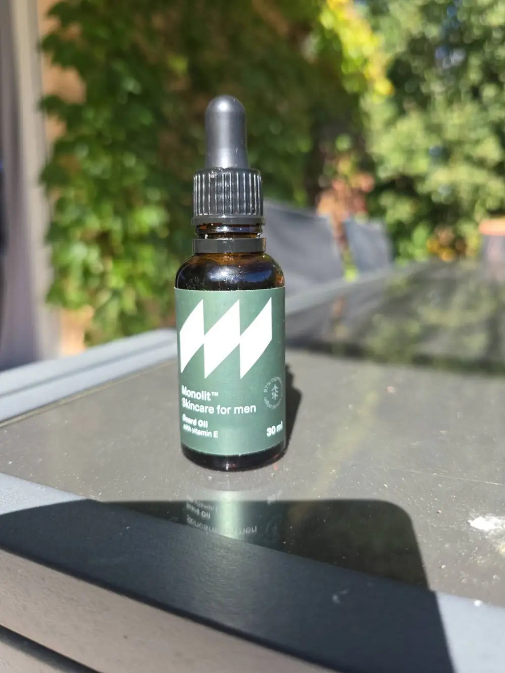 MONOLIT - Skincare for men - Beard oil with vitamin E