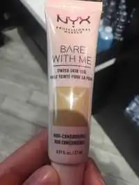 NYX - Bare with me - Voile teinté pour la peau