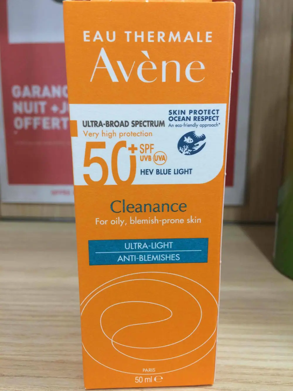 AVÈNE - Cleanance Ultra-broad spectrum Very high protection SPF 50+