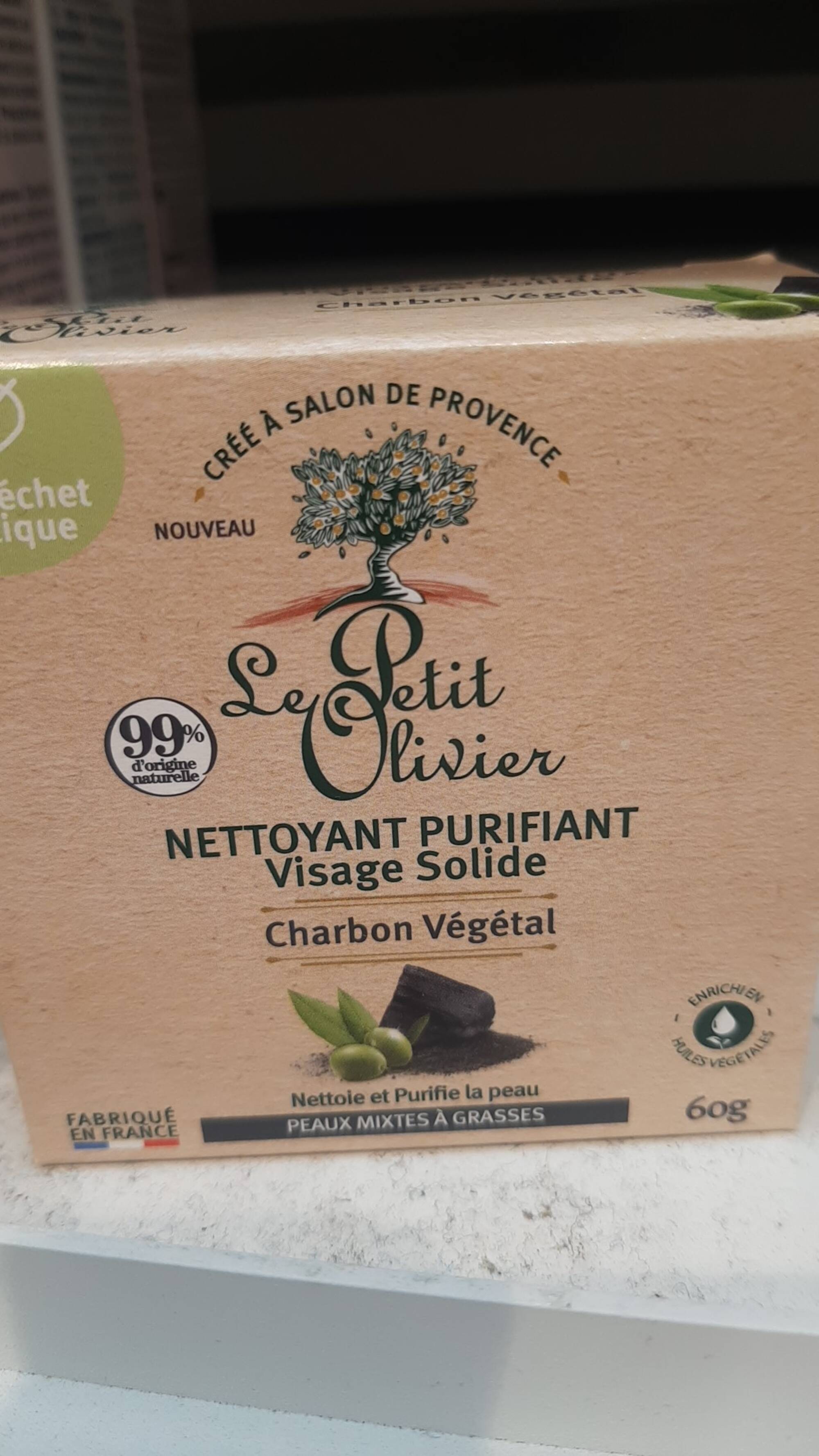LE PETIT OLIVIER - Charbon végétal - Nettoyant purifiant visage solide