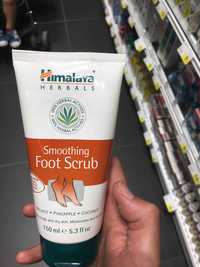 HIMALAYA HERBALS - Smoothing foot scrub