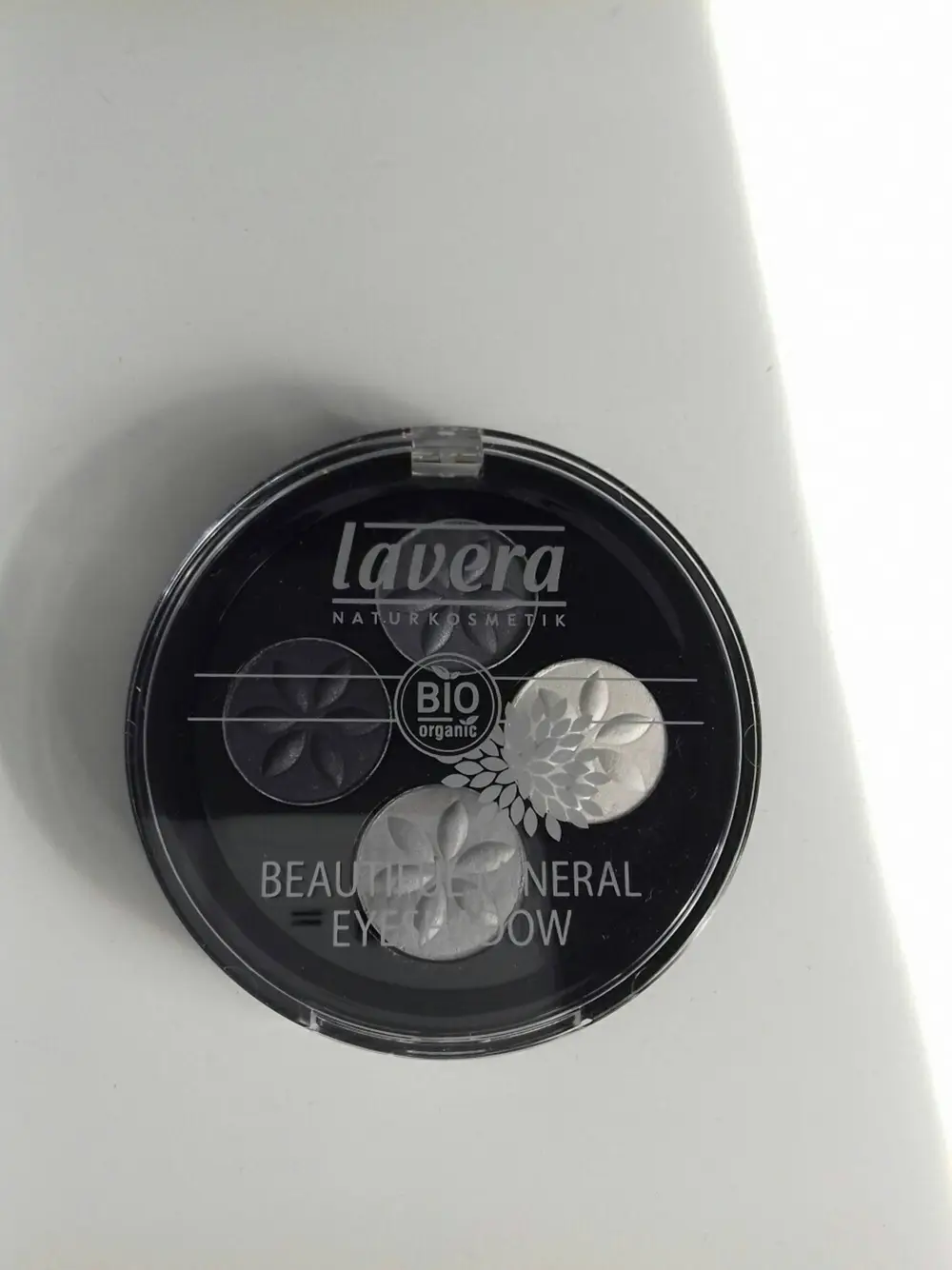 LAVERA - Beautiful mineral eyeshadow