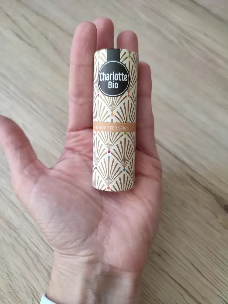 CHARLOTTE BIO - Highlighter stick 