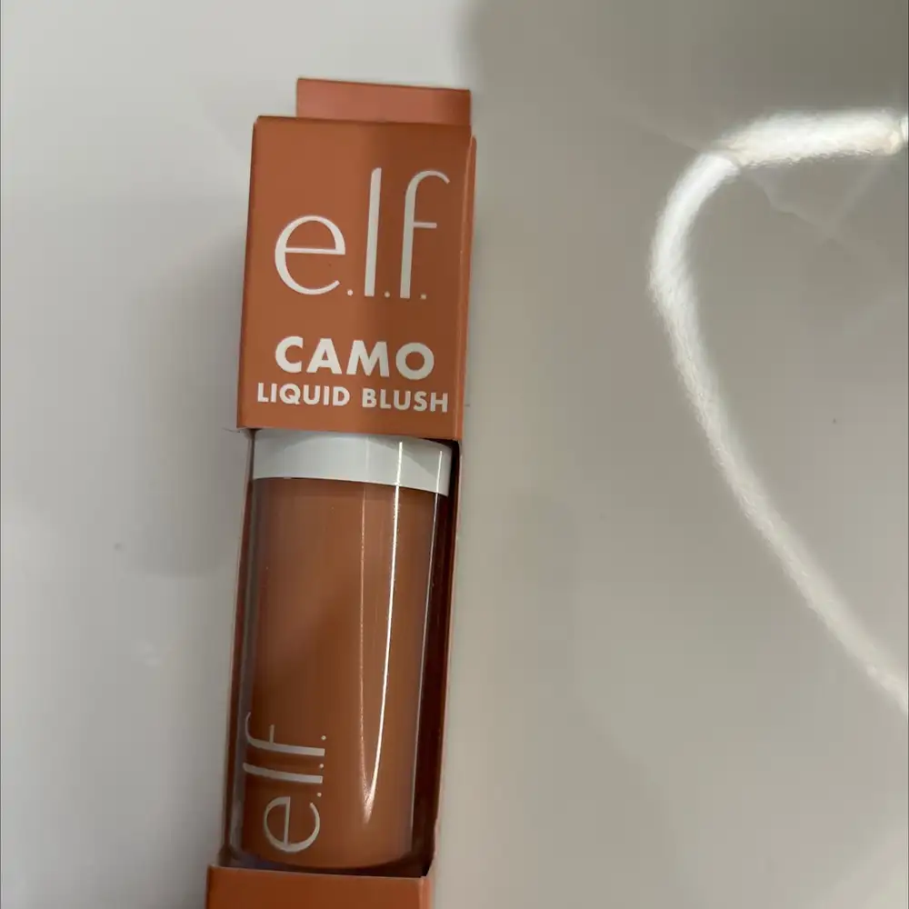 E.L.F. - Camo - Liquid blush