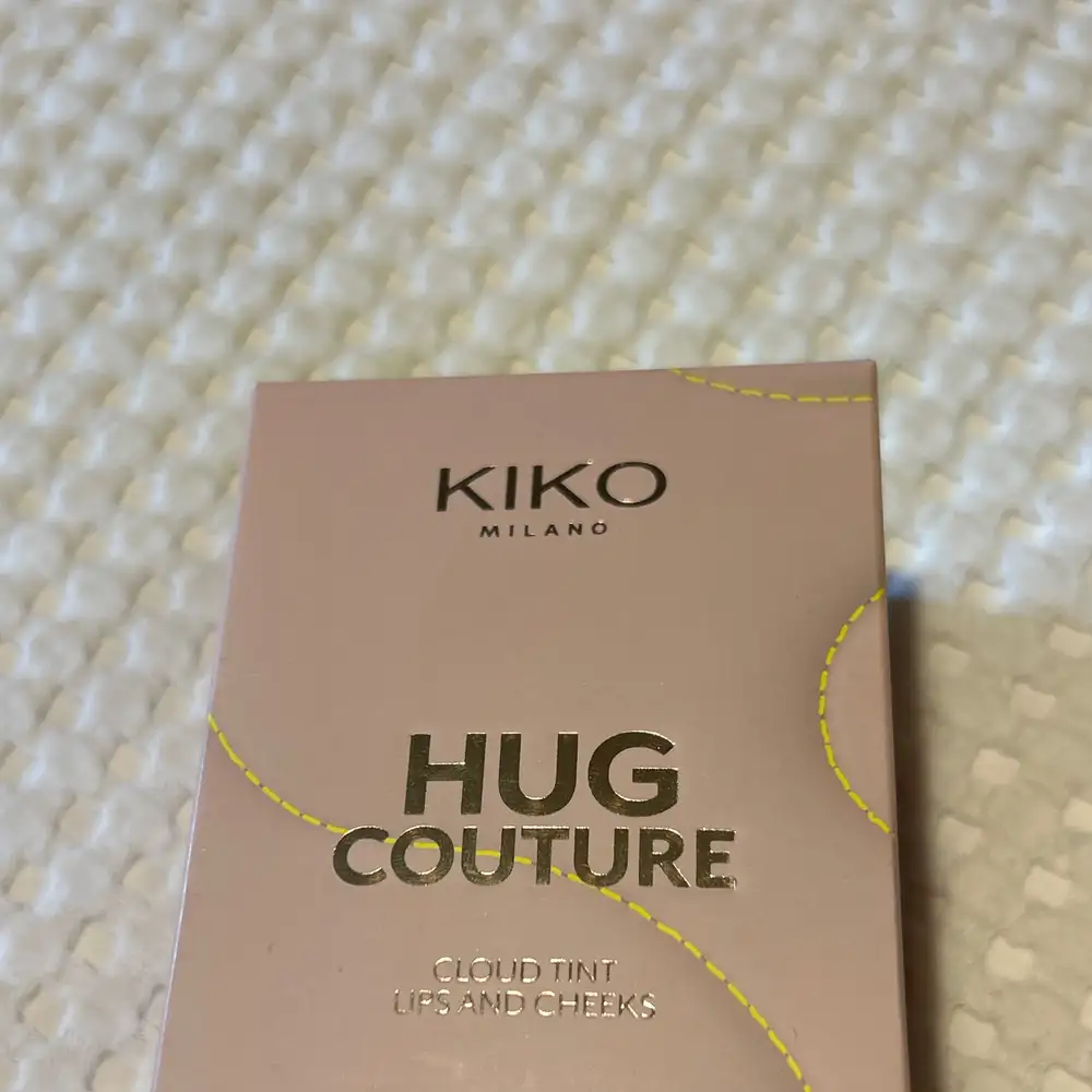 KIKO - Hug couture - Encre teintée pour les joues et les lèvres