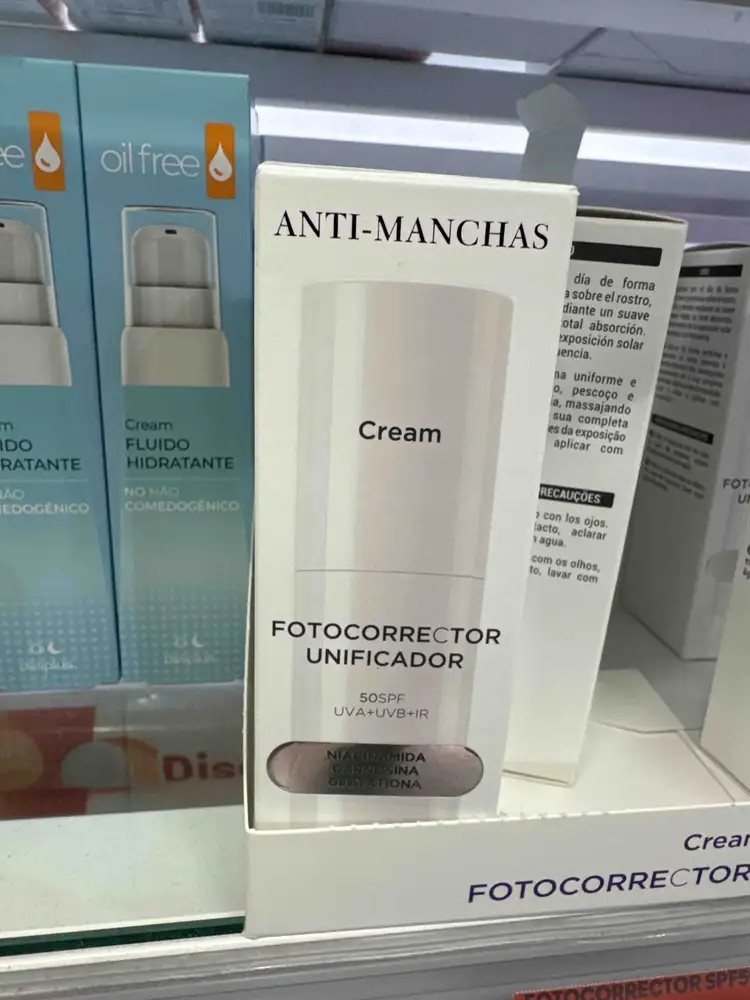DELIPLUS - Anti-manchas - Cream fotocorrector unificador