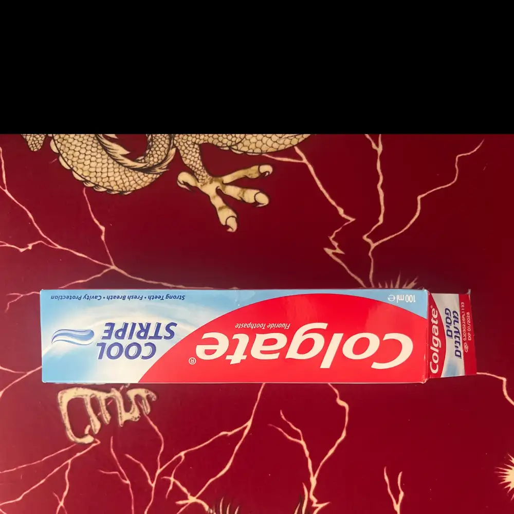 COLGATE - Cool stripe - Fluoride toothpaste