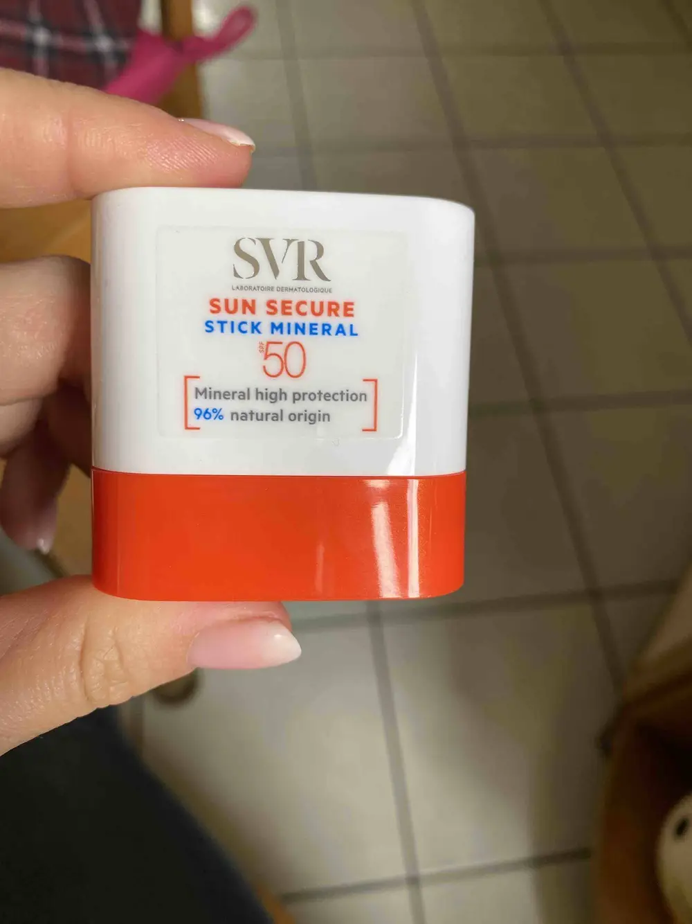 SVR LABORATOIRE DERMATOLOGIQUE - Sun secure - Stick mineral SPF 50