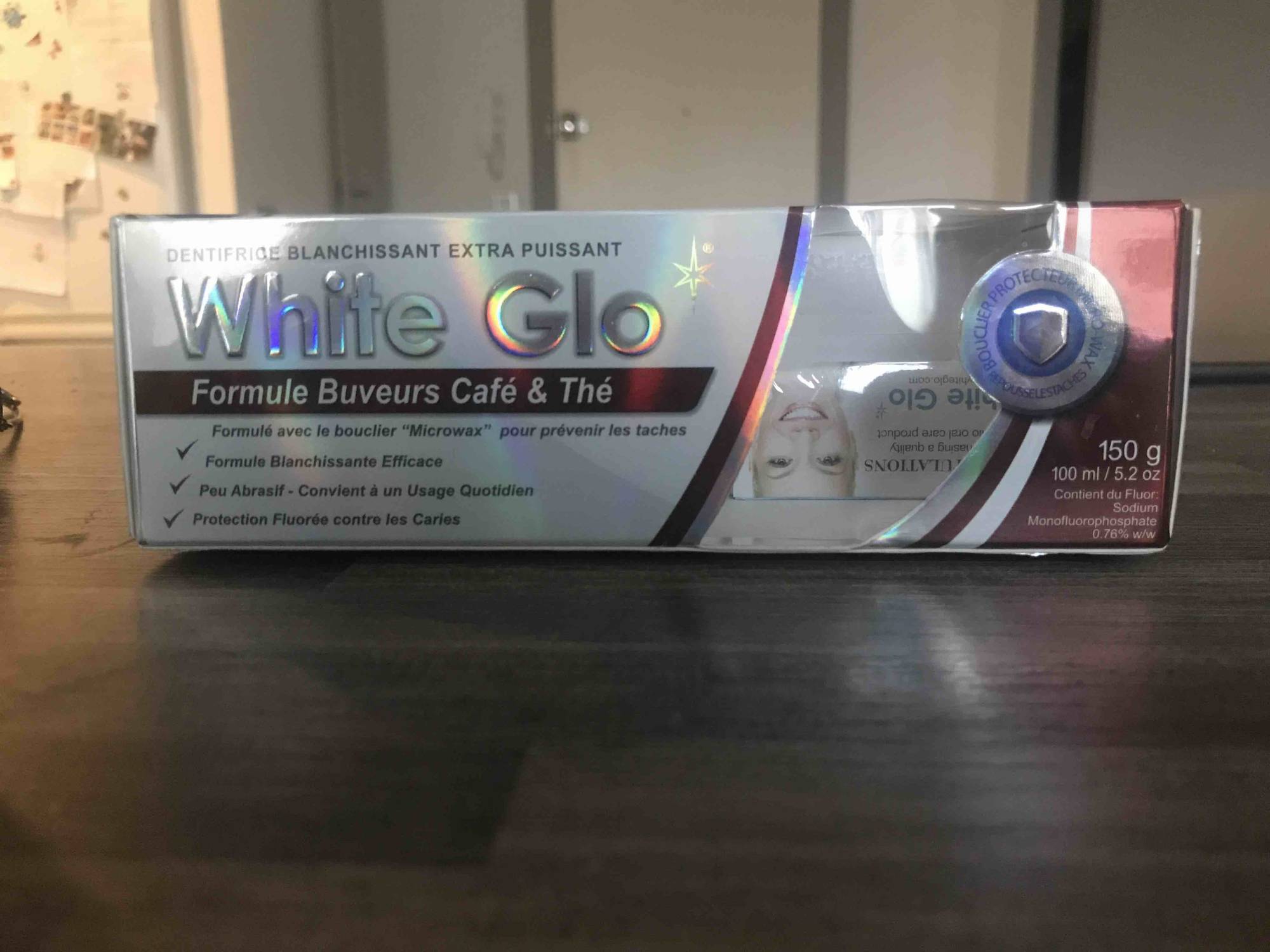 WHITE GLO - Formule buveurs Café & Thé - Dentifrice blanchissant extra puissant