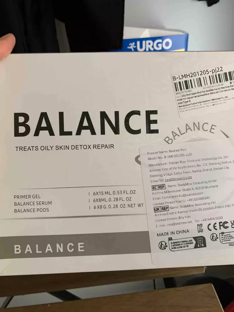 BALANCE - Treats oily skin detox repair