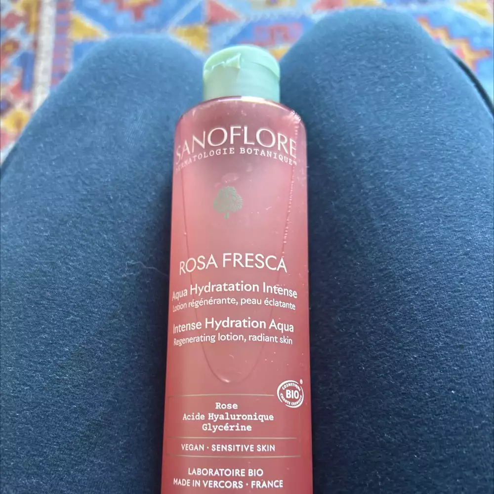 SANOFLORE - Rosa fresca - Aqua hydratation intense