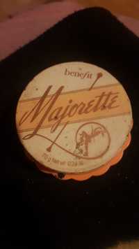 BENEFIT - Majorette 