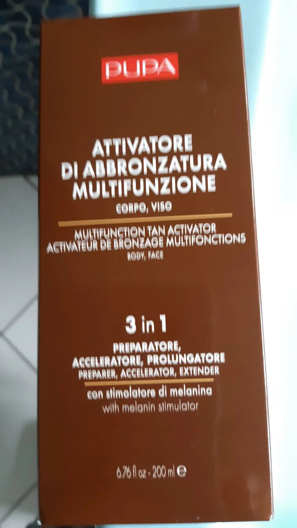 PUPA - Activateur de bronzage multifonctions 