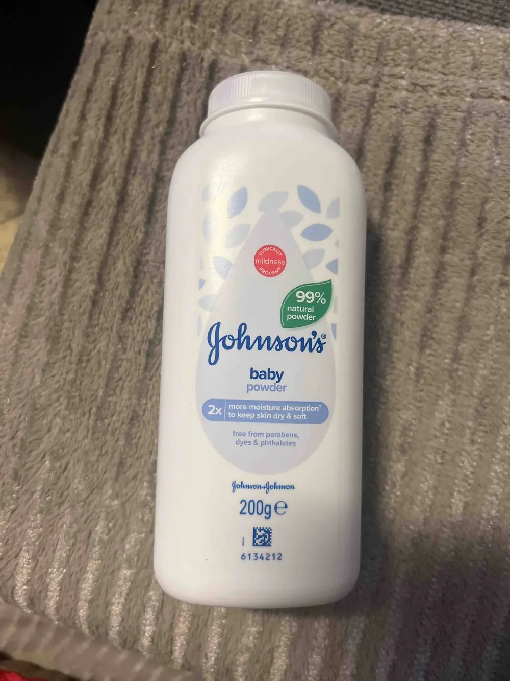 JOHNSON'S - Baby powder