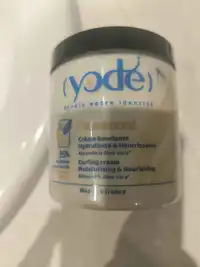 YODÉ - L'essentiel - Crème bouclante hydratante & nourrissante