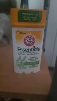 ARM & HAMMER - Essentials with natural deodorizers rosemary lavender
