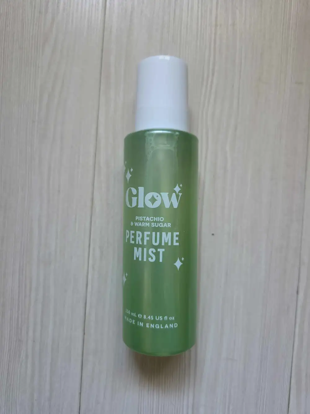 GLOW - Perfume mist pistachio & warm sugar