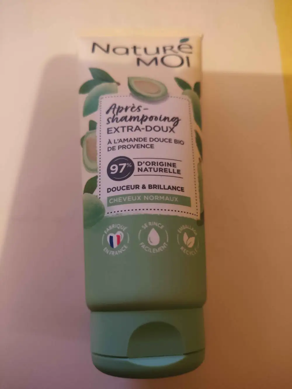NATURÉ MOI  - Après-shampooing extra doux à l'amande douce bio de Provence