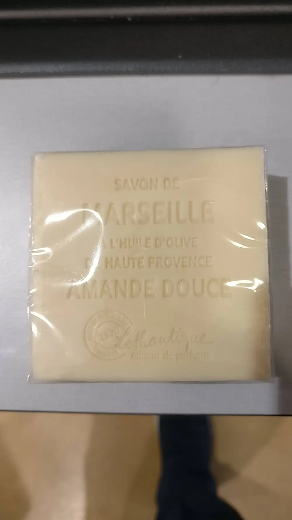 LOTHANTIQUE - Amande douce - Savon de Marseille