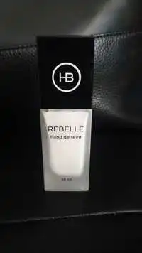 HAILEY BEAUTY - Rebelle - Fond de teint