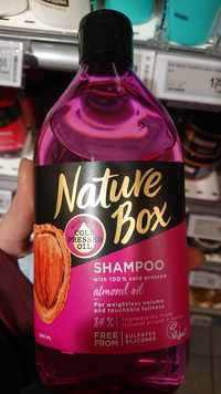 NATURE BOX - Shampoo - Almond oil