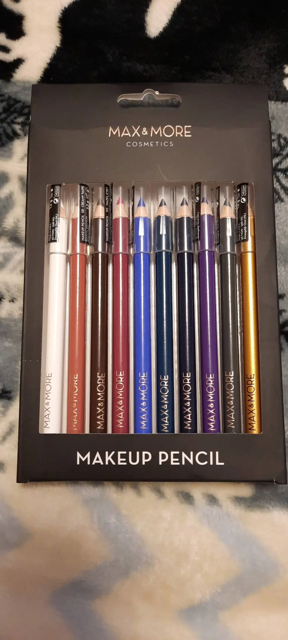 MAX & MORE - Makeup pencil