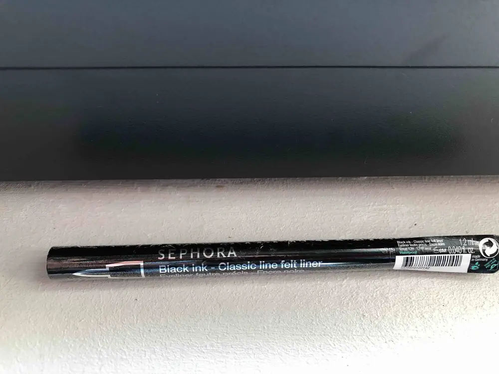 SEPHORA - Eyeliner feutre précis encre noire 