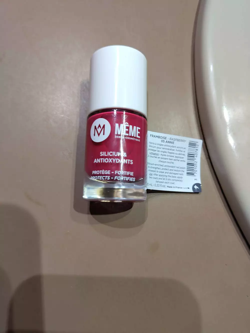 MÊME - Vernis à ongles framboise 05 Annie 