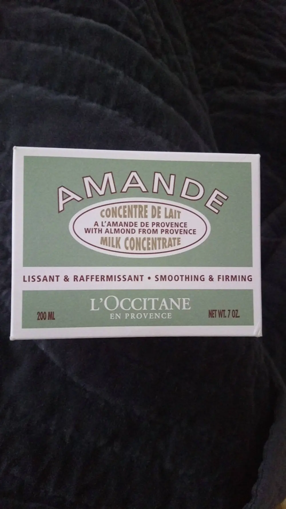 L'OCCITANE - Amande - Concentré de lait lissant et raffermissant