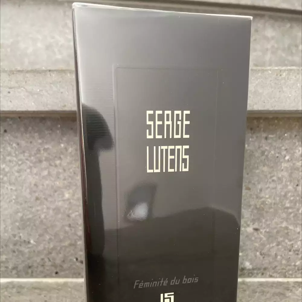 SERGE LUTENS - Féminité du bois - Eau de parfum