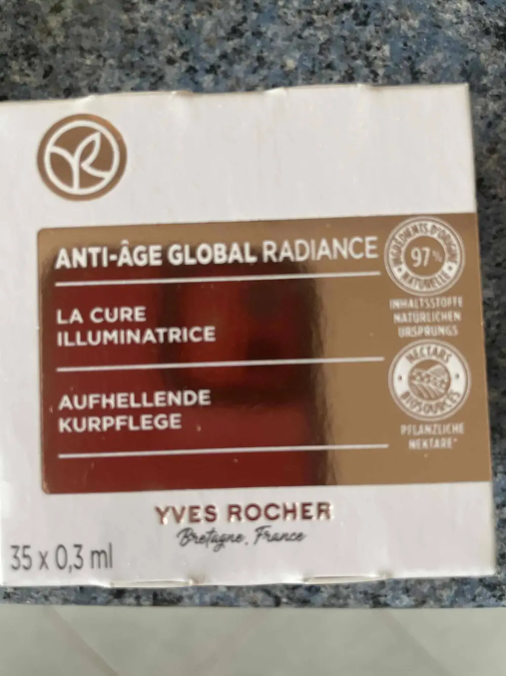 YVES ROCHER - La cure illuminatrice - Anti-âge global radiance