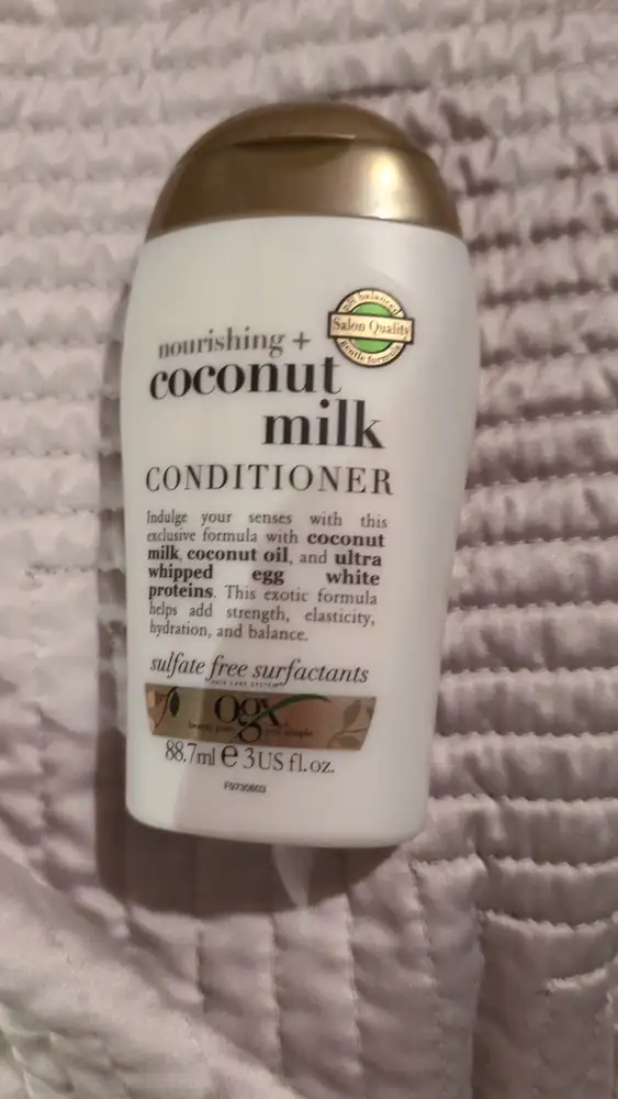 OGX - Nourishing+ coconut milk conditioner