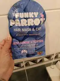 MAXBRANDS MARKETING B.V. - Funky parrot - Hair mask & cap