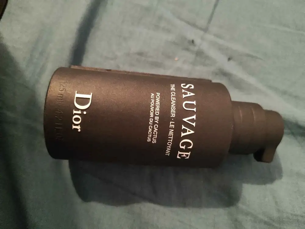 DIOR - Sauvage - Le nettoyant au pouvoir du cactus