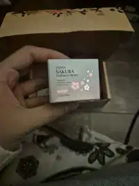 LAIKOU - Japon sakura essence cream