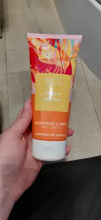 BEAUTY SUCCESS - Fleurs des iles - Gommage corps