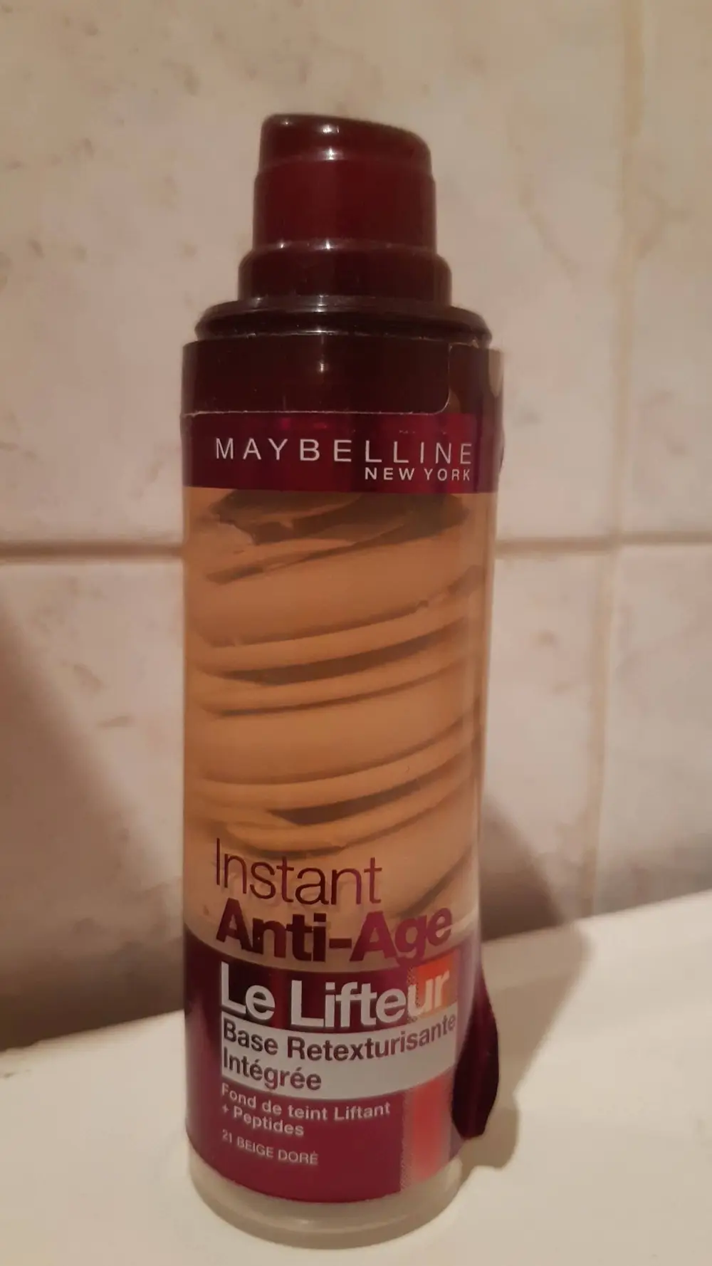 MAYBELLINE - Instant anti-âge le lifteur - Base retexturisante intégrée