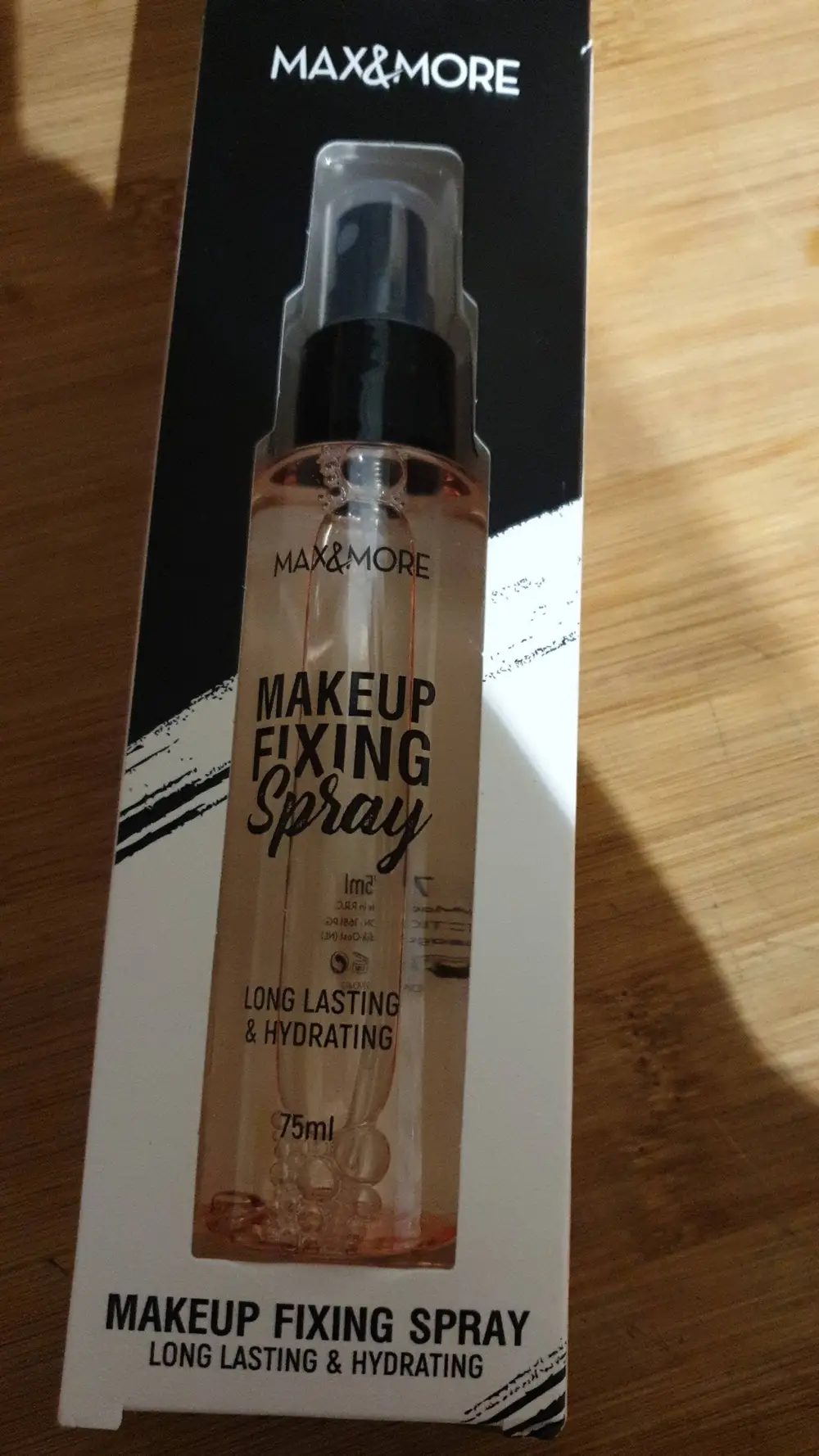 MAX & MORE - Makeup fixing spray