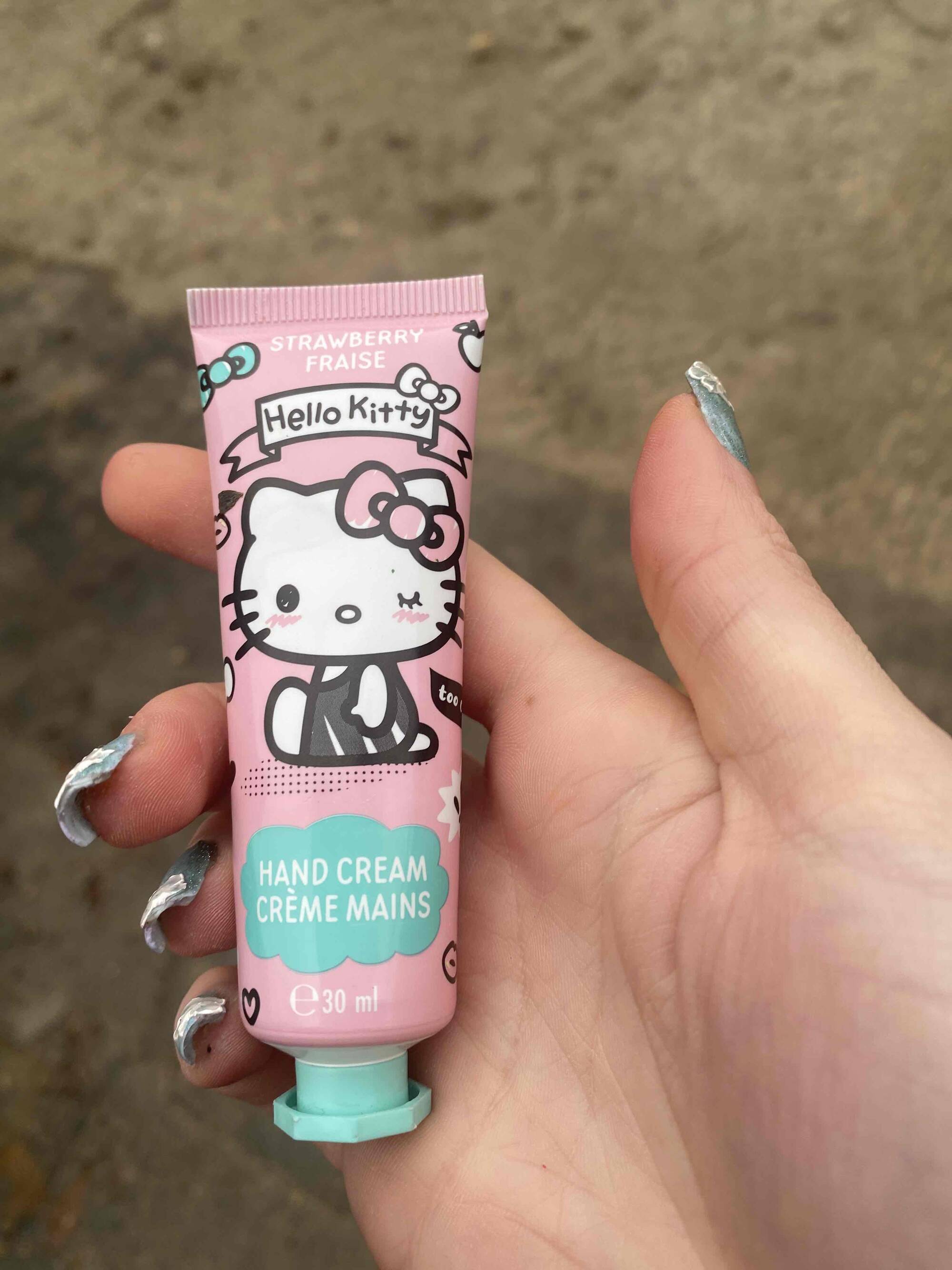 HELLO KITTY - Crème mains à la fraise