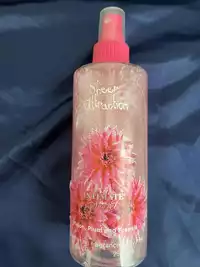 SHEER ATTRACTION - Intimate secret - Shimmering fragrance body mist