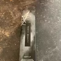 FENTY BEAUTY - Soft’lit - Longwear foundation