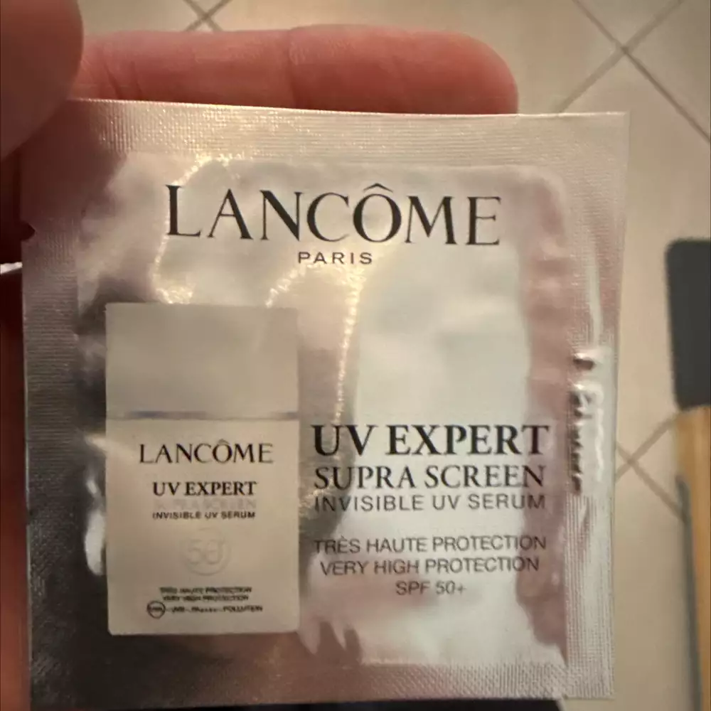 LANCÔME - UV expert supra screen - Invisible uv serum SPF 50+