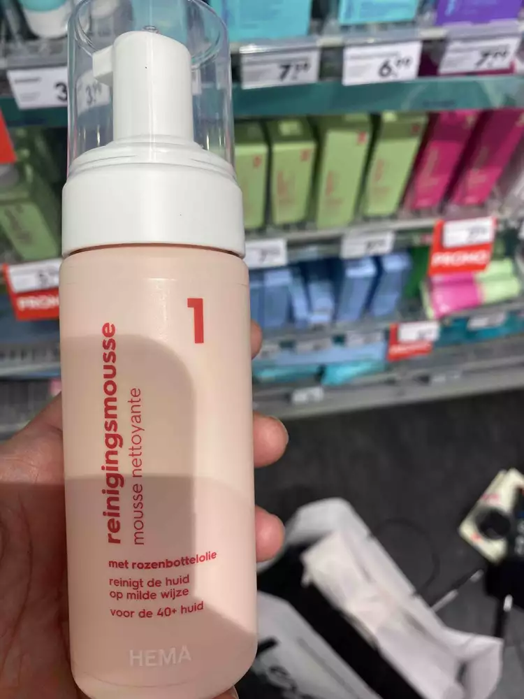 HEMA - Mousse nettoyante 1