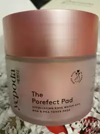 YEPODA - The porefect pad - Exfoliating rose water AHA