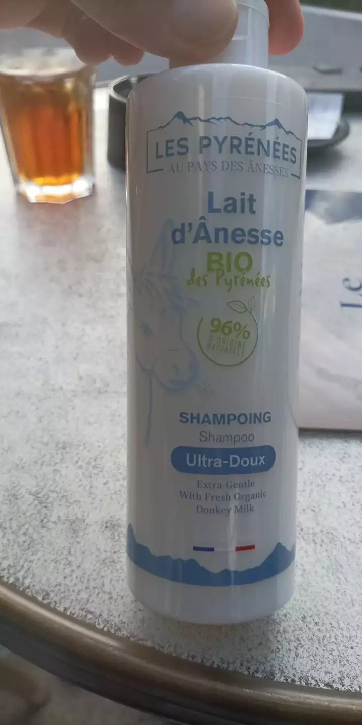 LES PYRÉNÉES - Lait d'ânesse bio - Shampooing ultra-doux