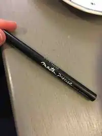 MAYBELLINE - Master precise liquid eyeliner